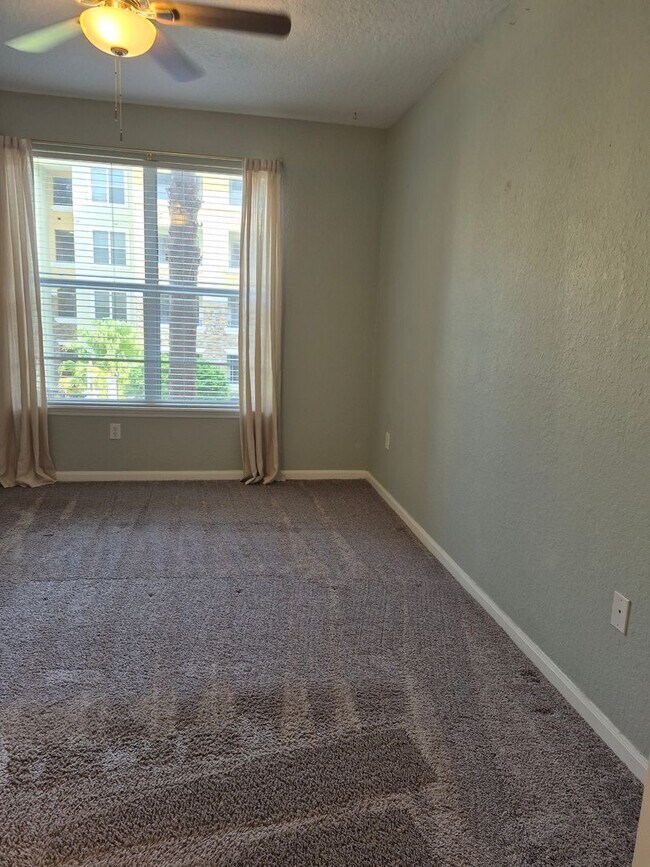 Building Photo - It's a lifestyle!