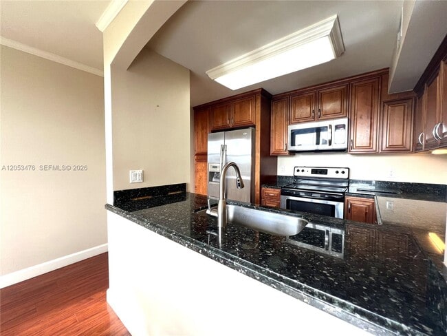Building Photo - 9451 Evergreen Pl