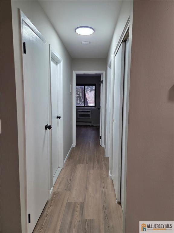 Building Photo - 645 Cricket Ln