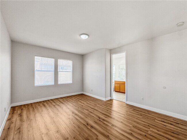 Building Photo - 20546 Earl St