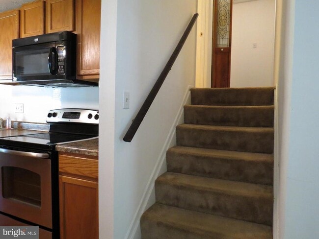 Building Photo - 1513 Wampanoag Dr