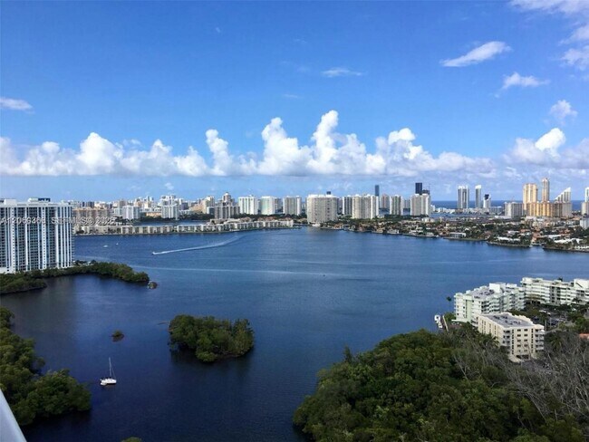 Building Photo - 16385 Biscayne Blvd