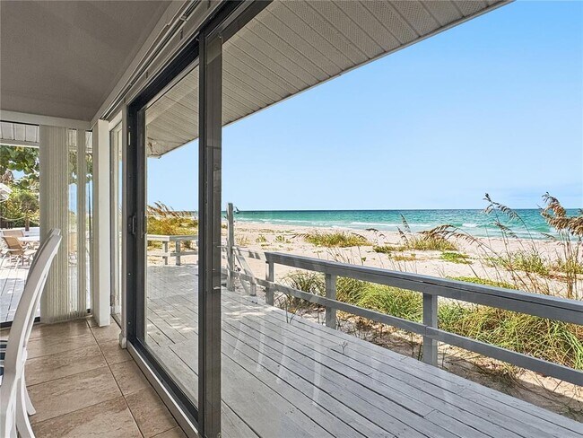 Building Photo - 2823 Gulf of Mexico Dr