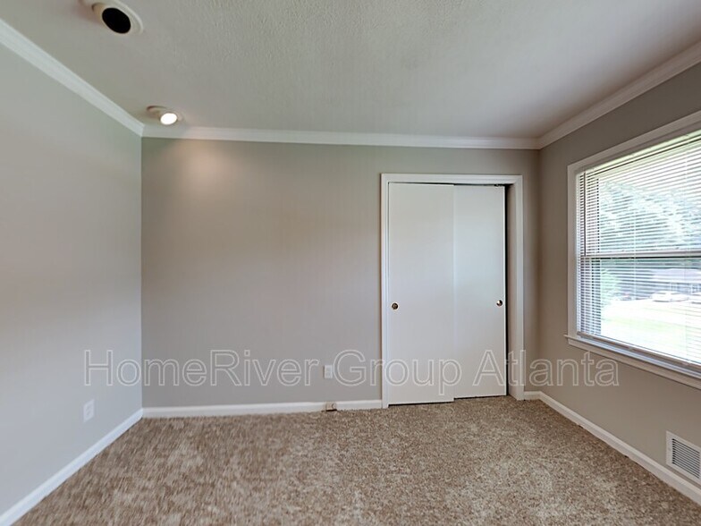 Building Photo - 3820 Tommy Dr