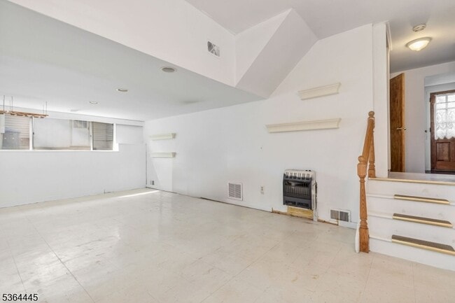 Building Photo - 107 Severin Ct