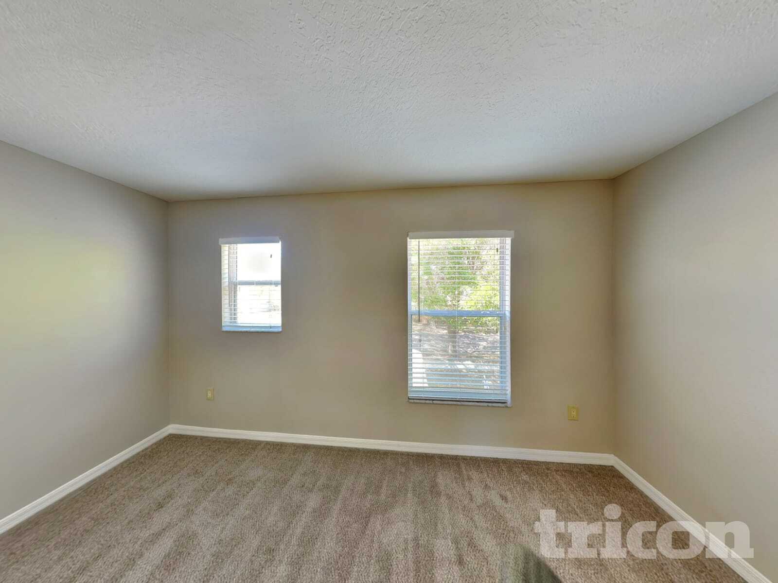 Building Photo - 10432 Boyette Creek Blvd
