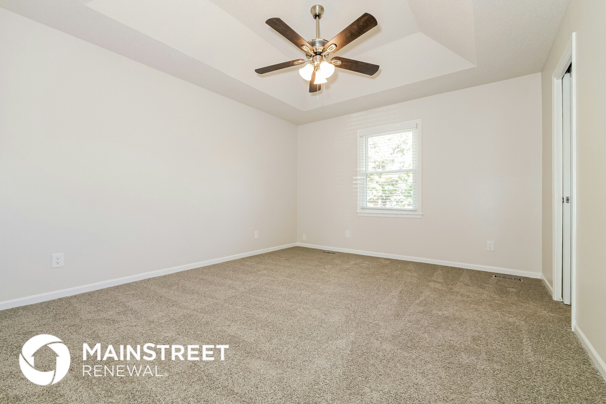 Building Photo - 1612 NE 112th Terr