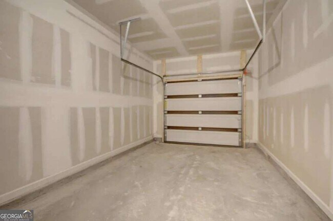 Building Photo - 3180 Delancy St