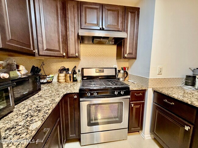Building Photo - 1 Gait Ct
