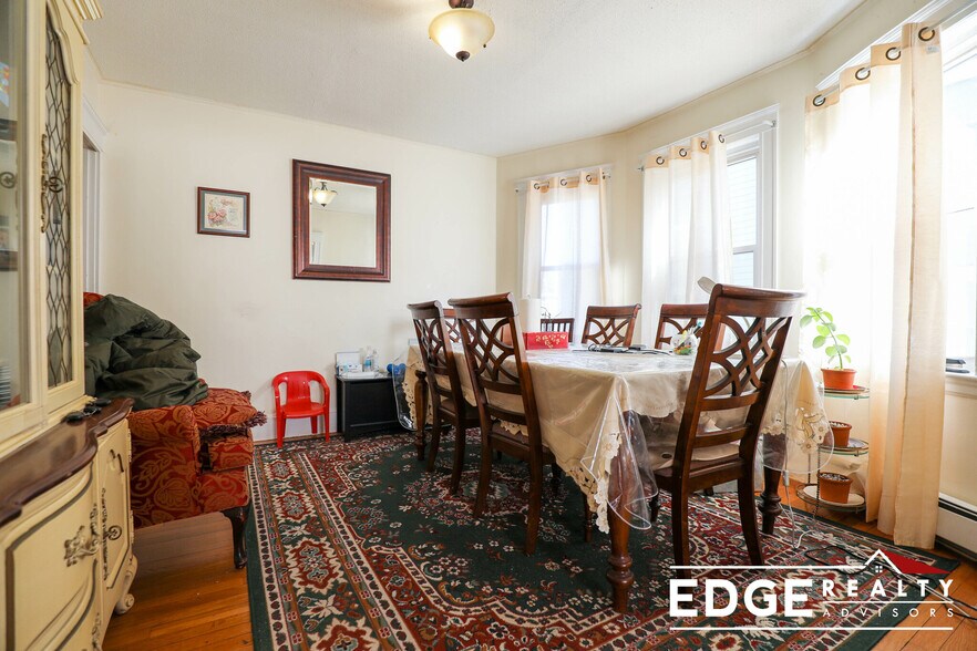 Building Photo - 6 Becket St