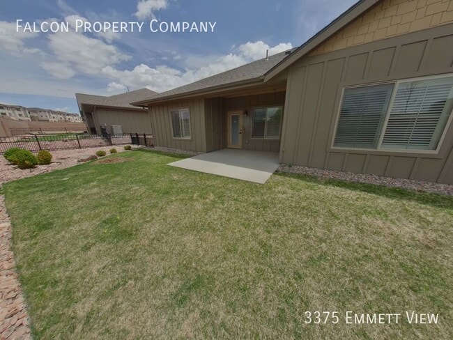 Building Photo - Fabulous Townhome in Stetson Hills! - Leas...