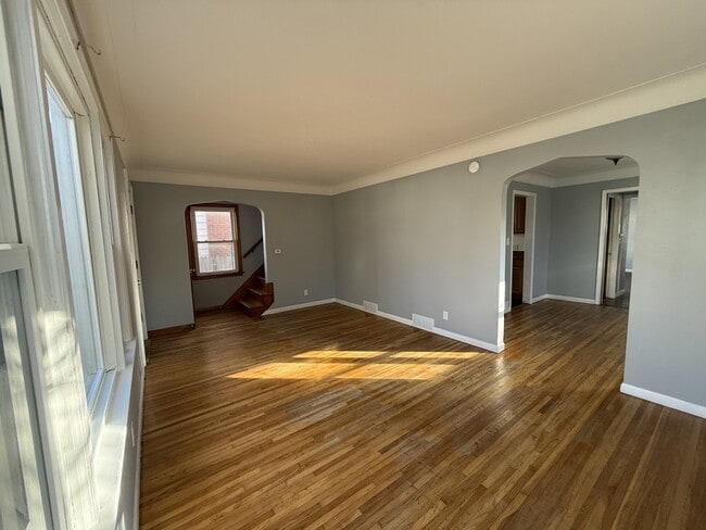 Building Photo - 1117 Clymena St