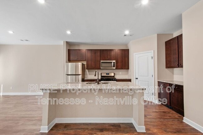 Building Photo - 7319 Lakelet Cv