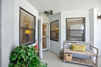 Building Photo - 143 Bay Colony Dr N