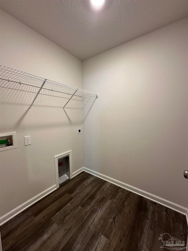 Building Photo - 4014 Whitetail Ln