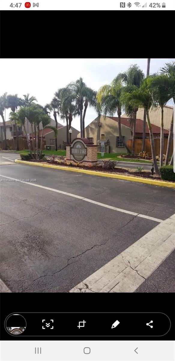 Building Photo - 6435 SW 130th Ave