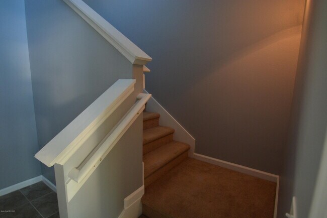 Building Photo - 2765 Revolution St