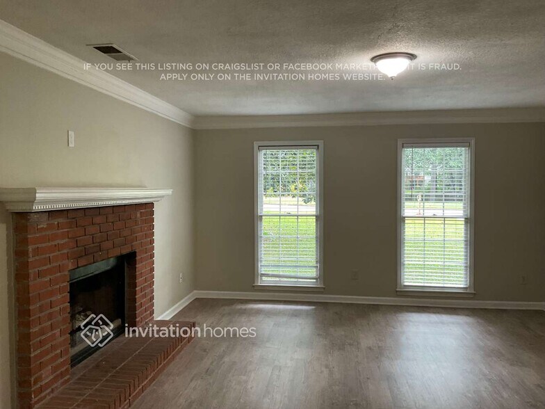 Building Photo - 776 Amberglen Ln