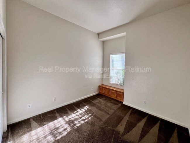 Building Photo - 8622 N Heartland Way