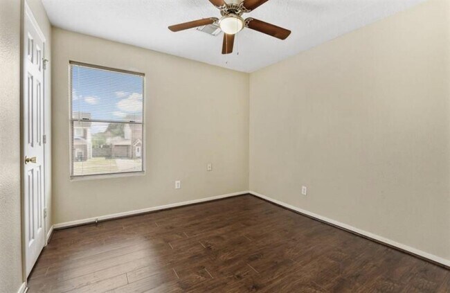 Building Photo - 2106 Tomlinson Trail Dr