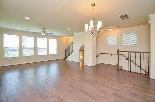 Building Photo - 10709 Madden Oaks Pl