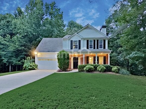 Building Photo - 5815 Millstone Dr