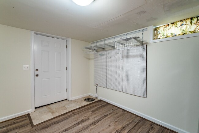 Building Photo - Lovely and Updated 4 Bedroom 2 Bath Cape C...