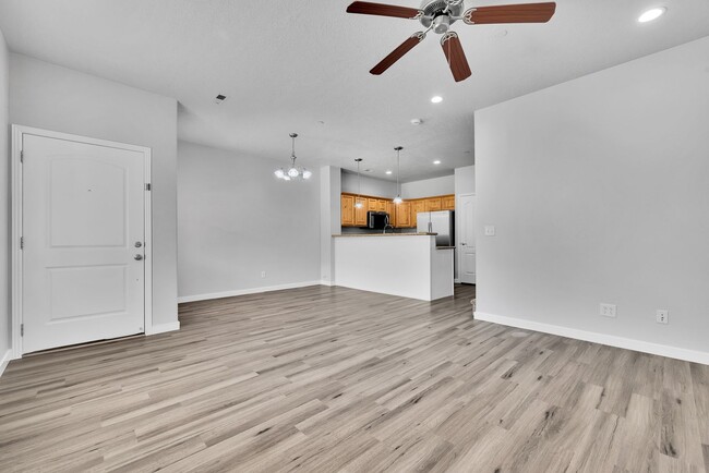 Building Photo - 32 S 1580 W