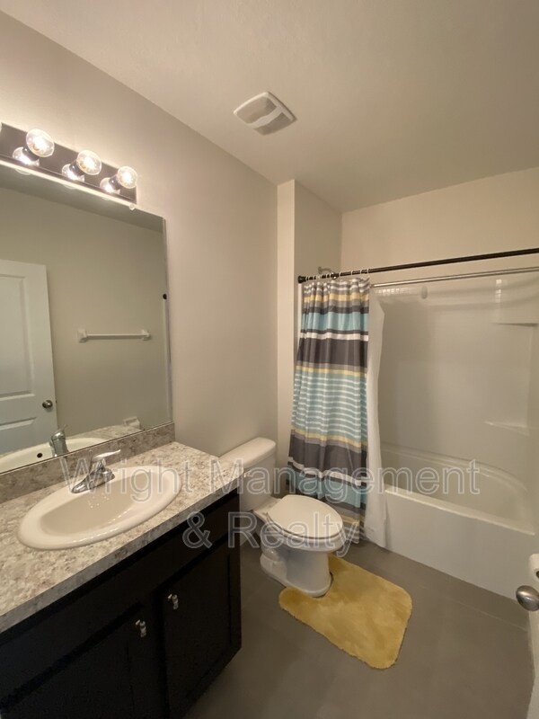 Building Photo - 2712 Storybrook Preserve Dr