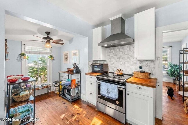 Building Photo - 1654 Highland Ave