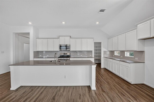 Building Photo - 516 Panzano Dr