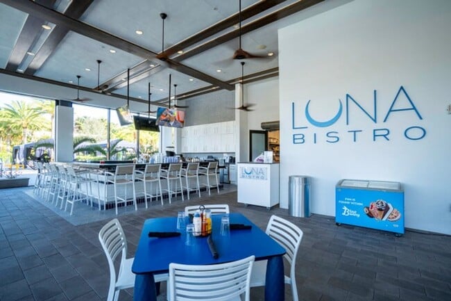 Building Photo - 17081 Five Waters Ave