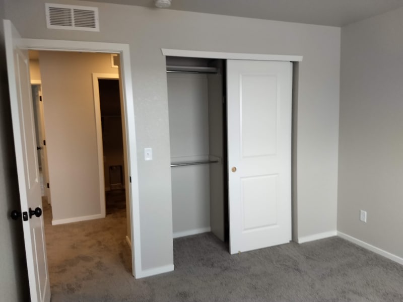Building Photo - 402 Skyraider Way