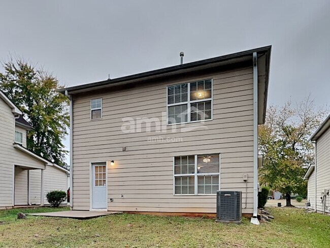 Building Photo - 409 Kirkland Dr