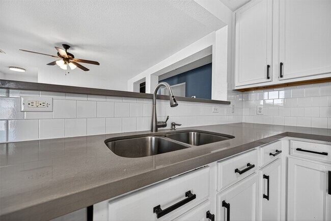 Building Photo - 3123 Peachstone Pl