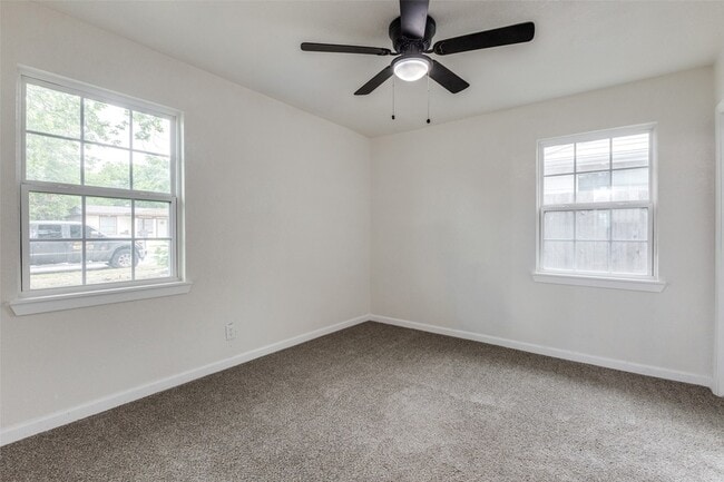 Building Photo - 2908 Scottsbluff Dr