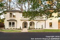 Building Photo - 417 E Hildebrand Ave