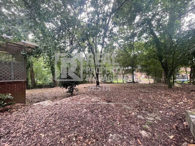 Building Photo - 510 Arrowhead Trl