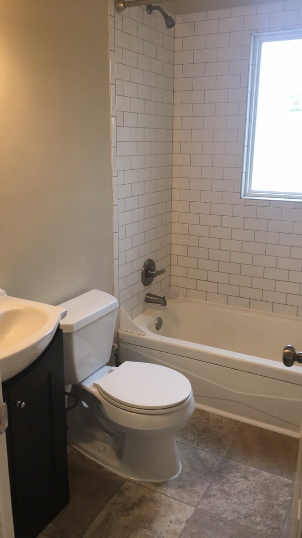Building Photo - Coming Soon! 2BR near Mosaic Village!