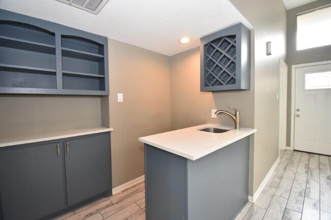 Building Photo - 1031 Red Rock Canyon Dr