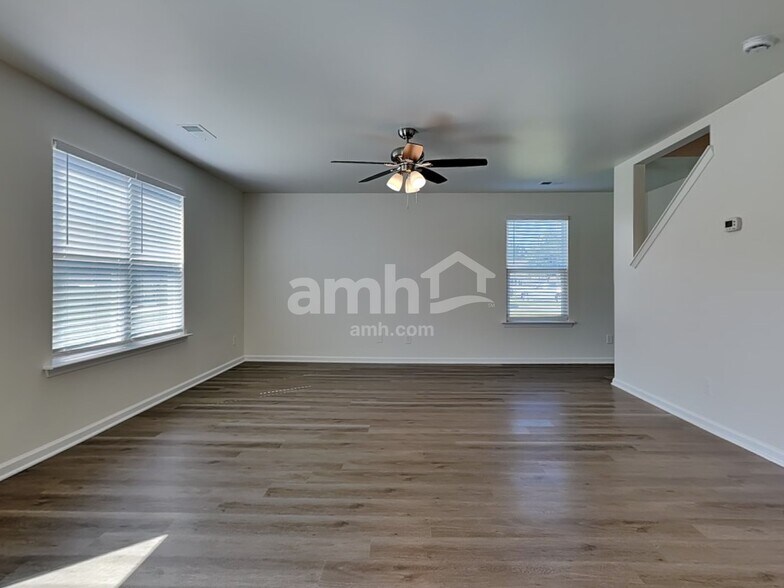 Building Photo - 103 Tupelo Trl