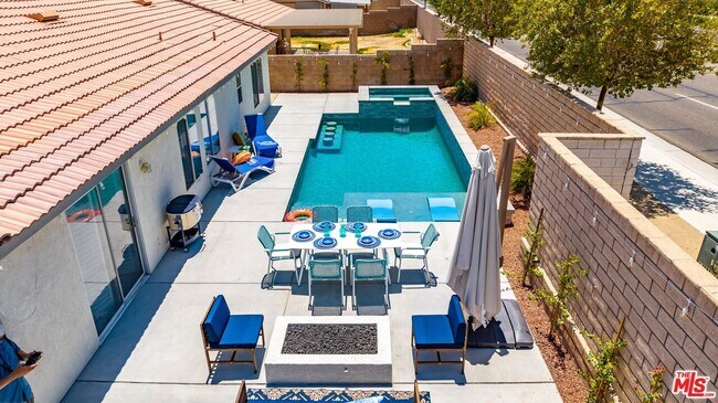 Building Photo - 47519 Margarita St