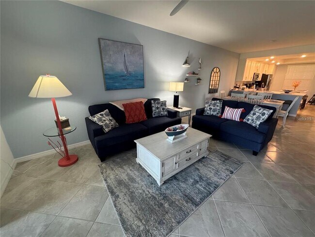 Building Photo - 12390 Wellen Golf St
