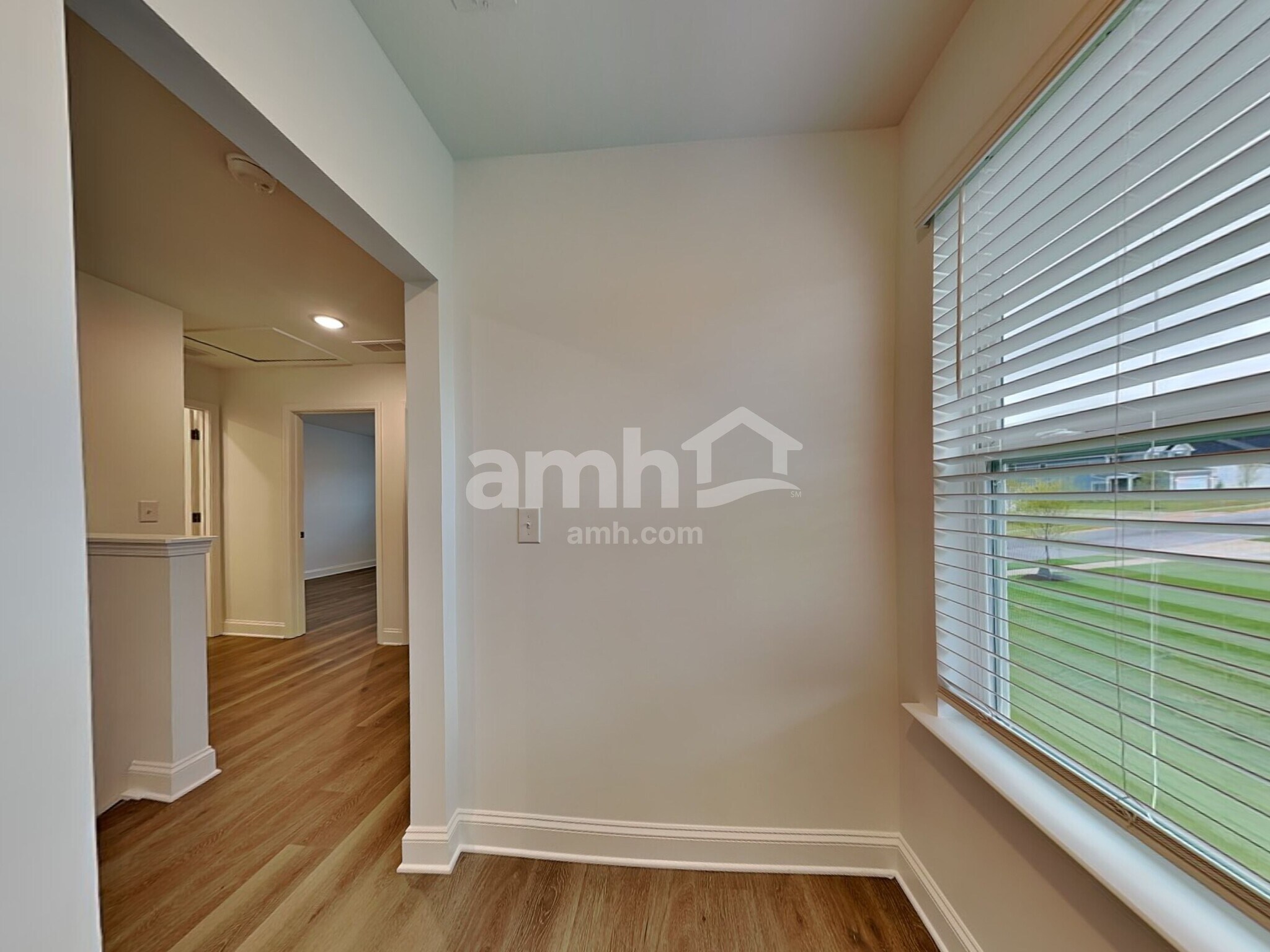 Building Photo - 6066 Rosemore Ln