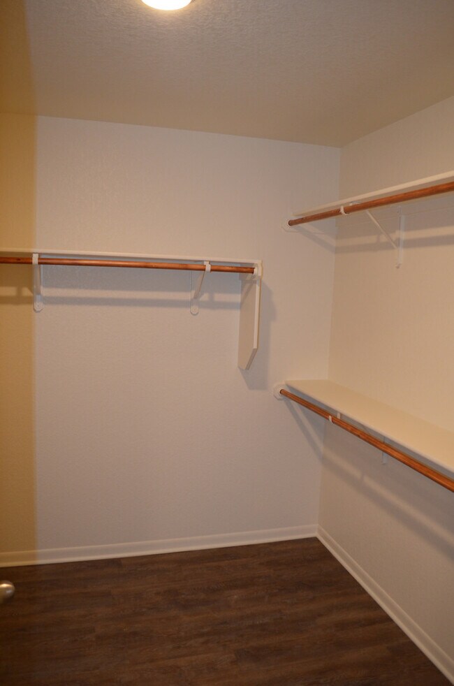 Building Photo - 211 Coby Dr