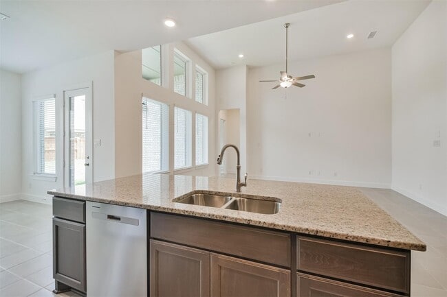 Building Photo - 7216 Stillmeadow Grv Dr