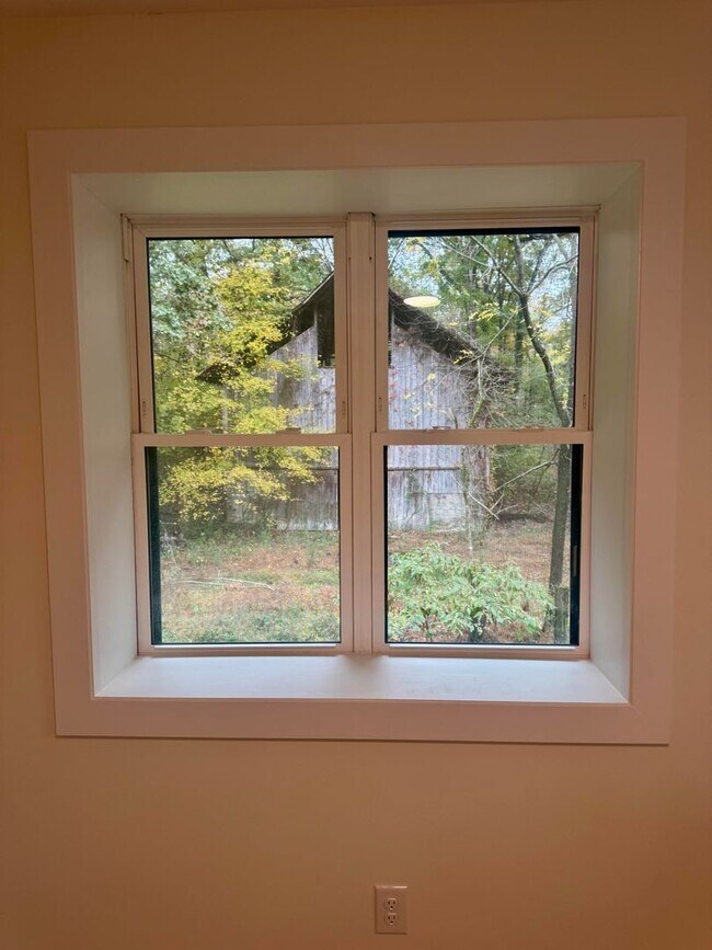 Building Photo - 2113 W Madison Ave