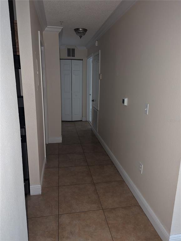 Building Photo - 2071 Dixie Belle Dr