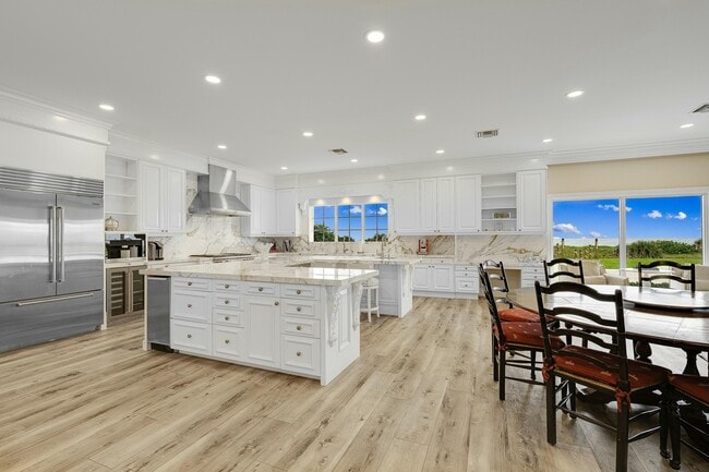 Building Photo - 477 S Beach Rd