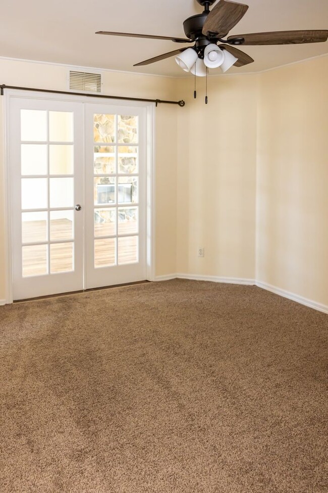 Building Photo - SFH Cape Coral 2301